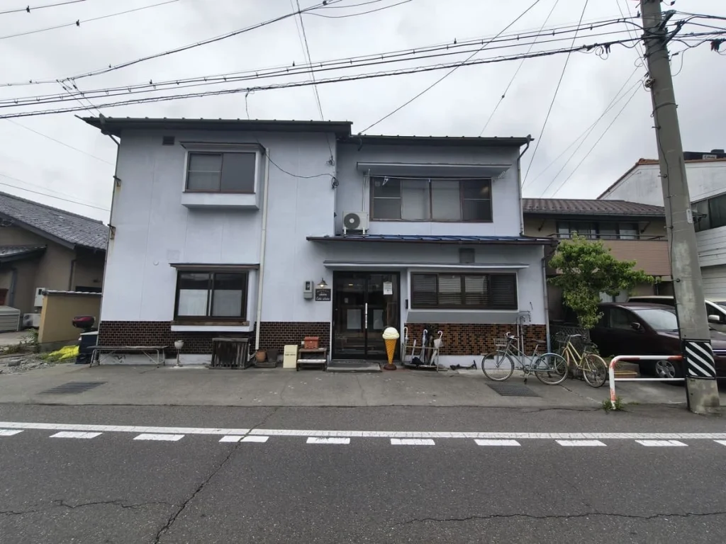 松本のゲストハウスtabi-shiroの外観